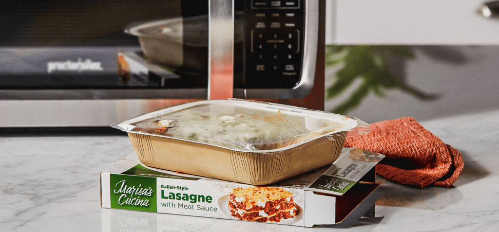 Nuestras bandejas, tazones y cajas de susceptor ofrecen una gama de soluciones para cocinar en microondas u horno convencional para todo tipo de alimentos.
