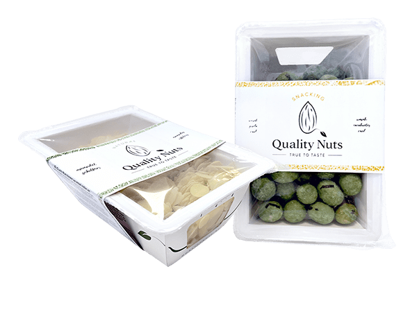 Vea cómo Ranobo, un mayorista belga de nueces y frutas secas, hizo la transición de su marca Quality Nuts de empaques de plástico a bandejas PaperSeal™ a base de fibra.